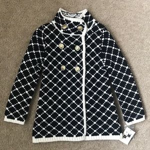 Max Studio Girl’s Size Small (4) Knit Sweater